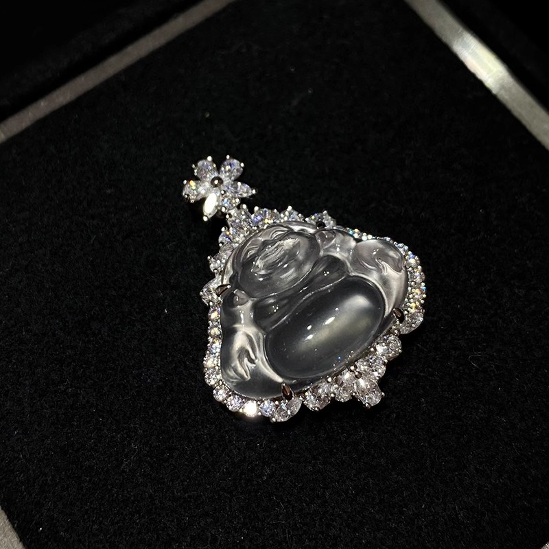 铜合金莫桑石吊坠 Boonlai 镶钻银色冰透佛公Y吊坠（不含链条）093