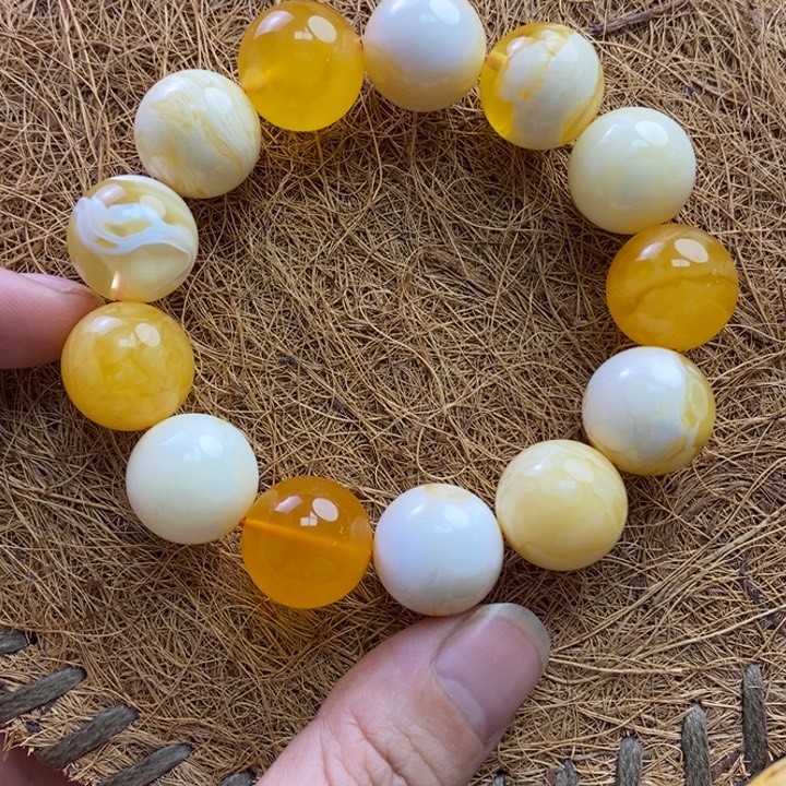 定制琥珀未镶嵌蜜蜡