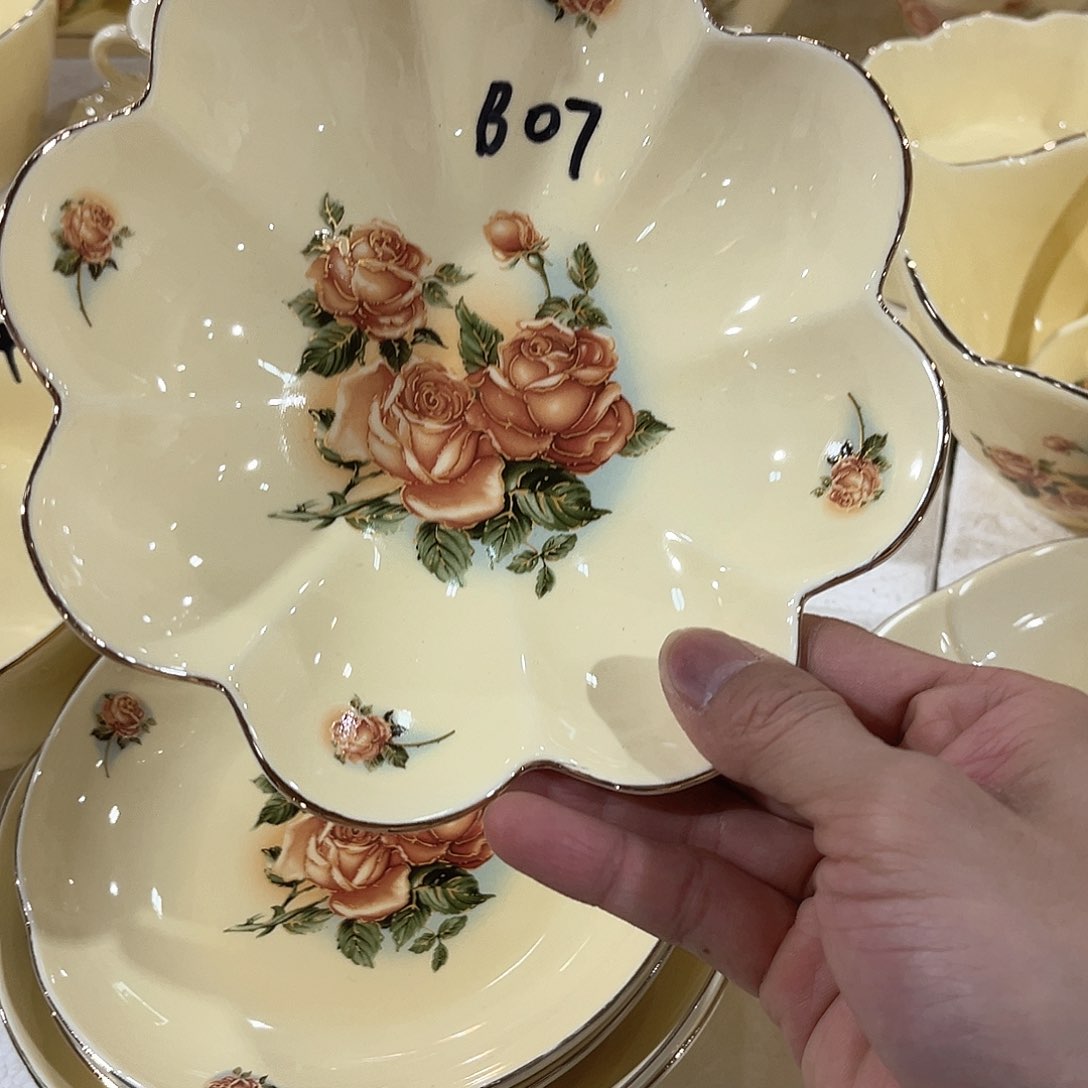 陶瓷………………………………