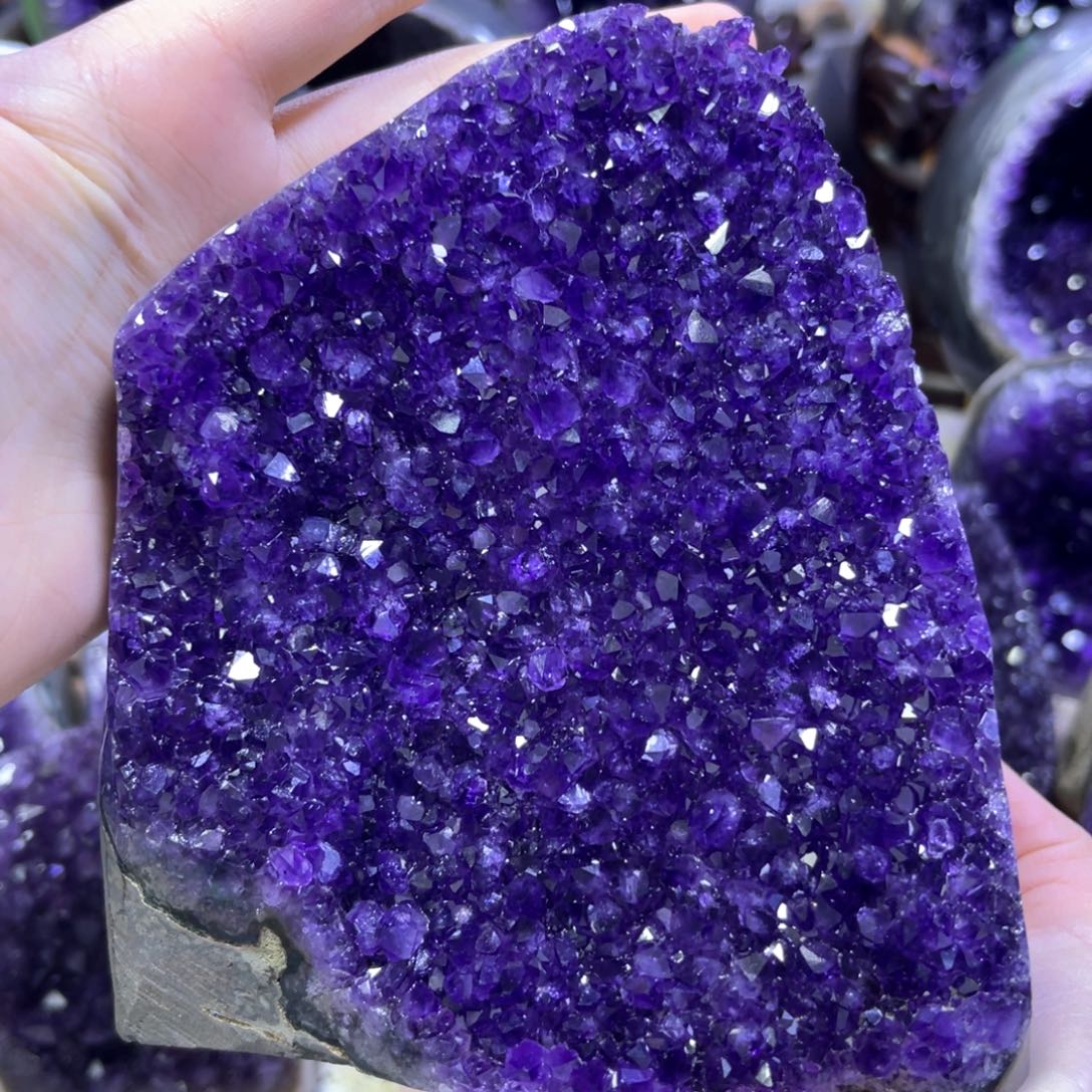 紫晶摆件未镶嵌紫水晶