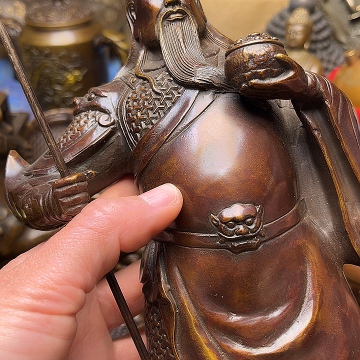 精美铜器批发档口