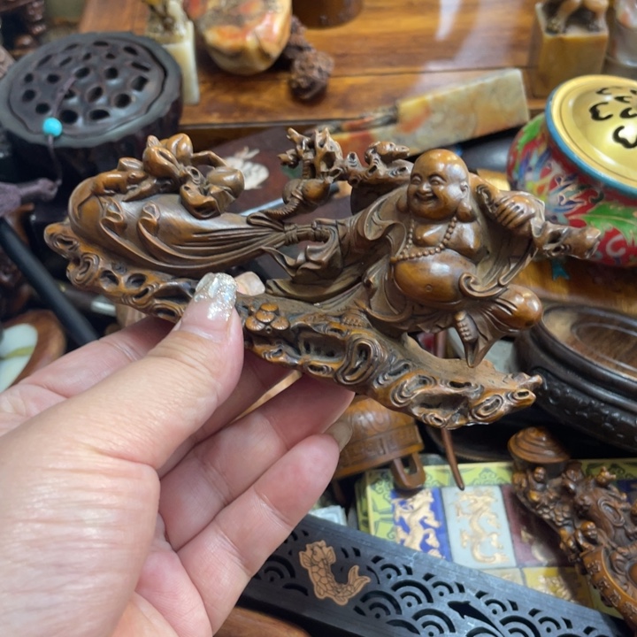 紫檀木类端景台陶瓷艺术家的作品