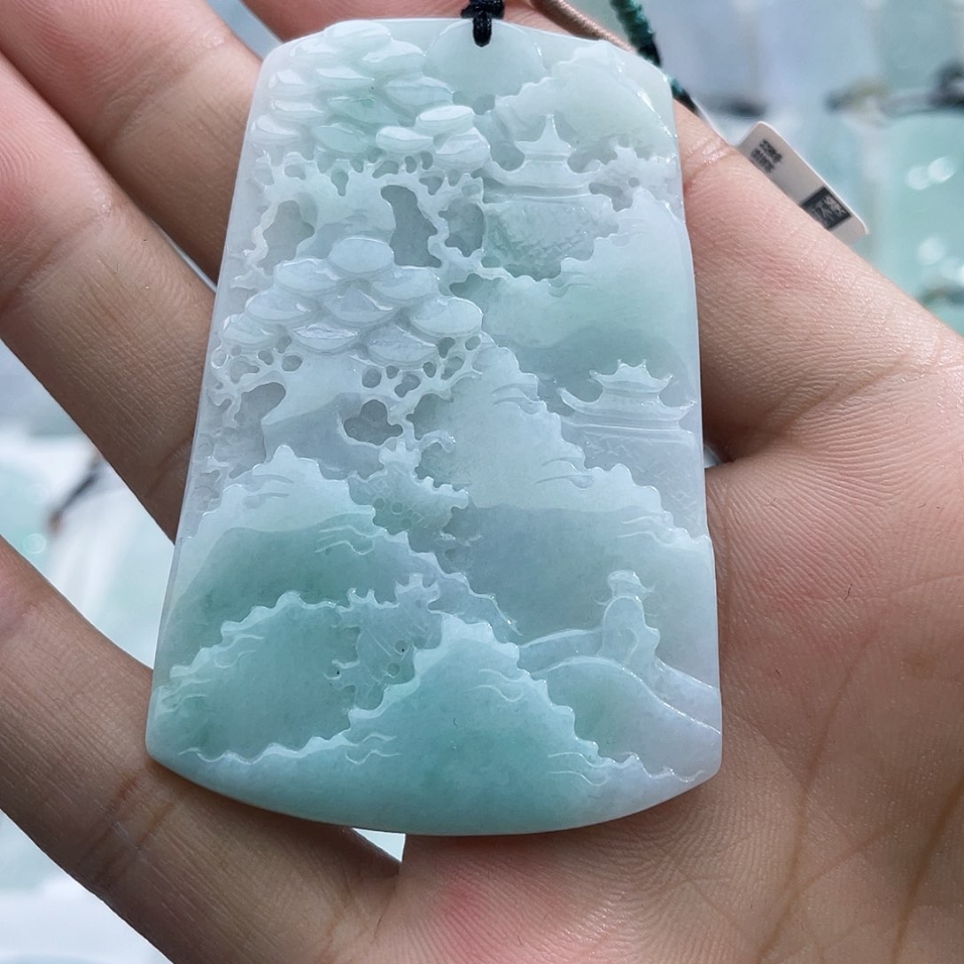 颈饰未镶嵌翡翠一**好翡翠