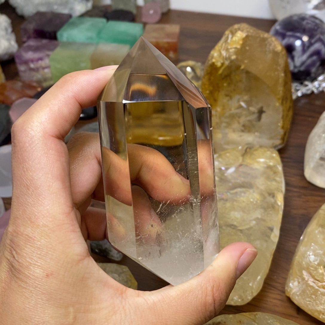 未镶嵌水晶珠宝半成品