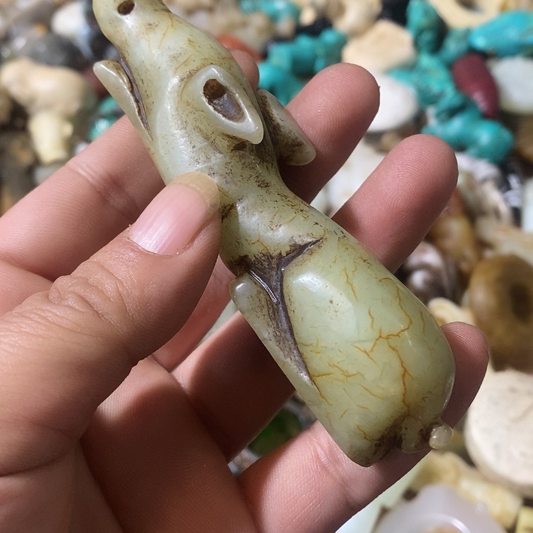 和田玉（糖玉）未镶嵌挂件