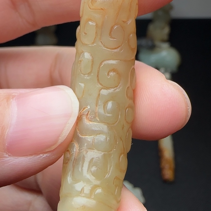 和田玉（糖玉）颈饰未镶嵌用****4