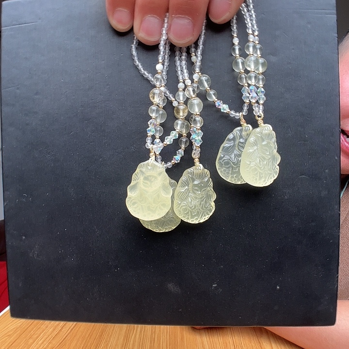 颈饰水晶未镶嵌天然黄水晶雕刻九尾狐吊坠