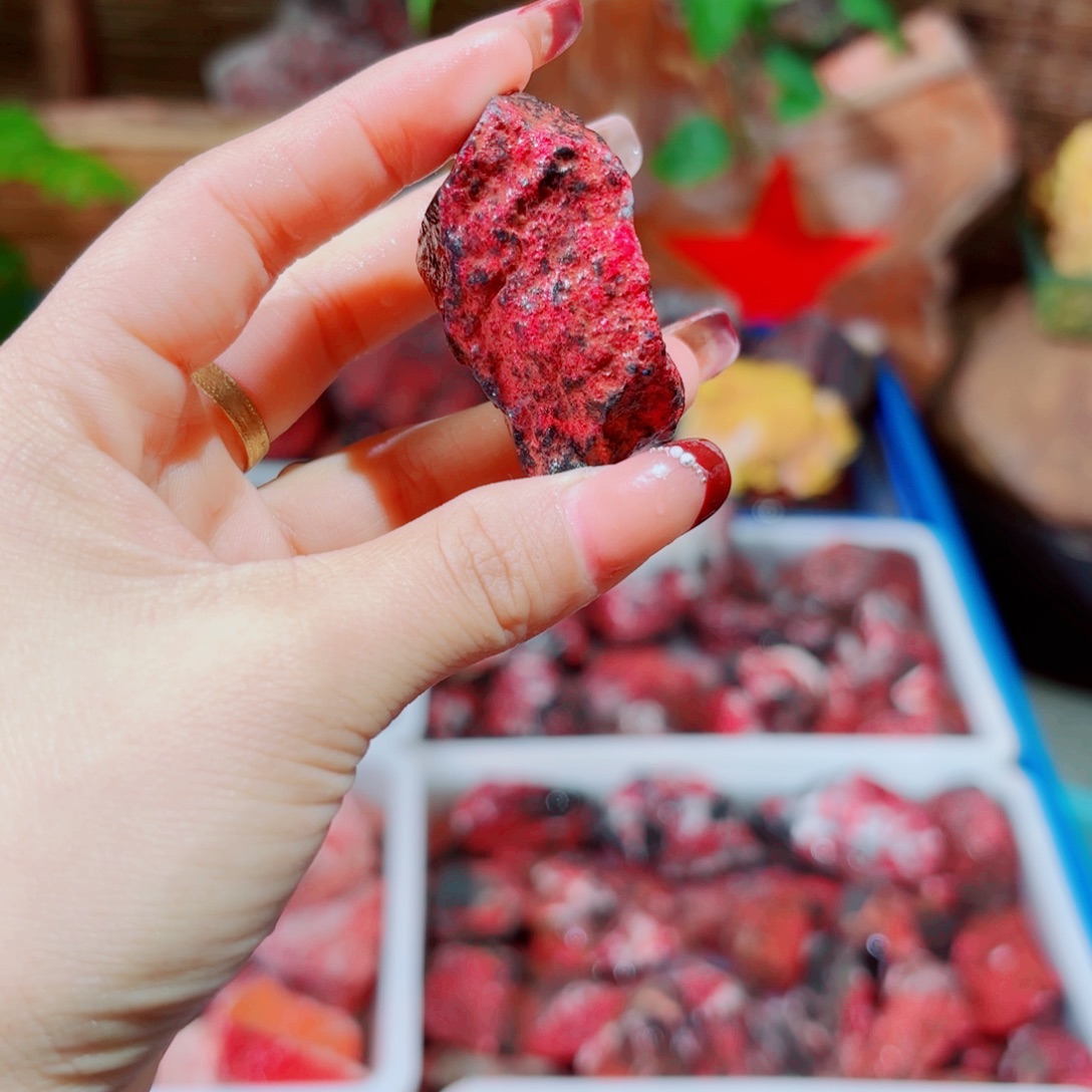 天然辰砂天然朱砂摆件