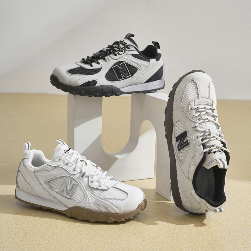 纽巴仑百搭潮流情侣鞋时尚秋冬运动鞋加绒保暖潮鞋校园百搭学生鞋