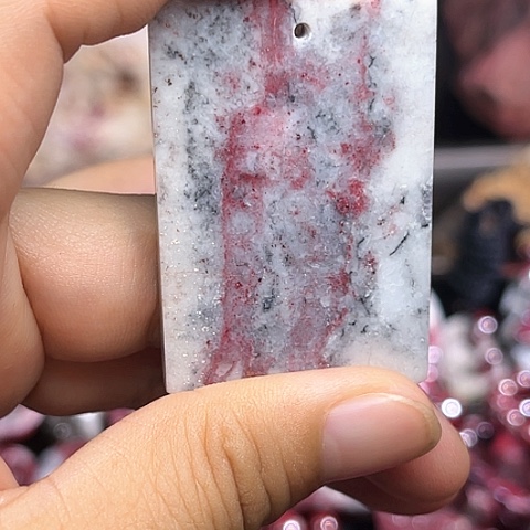 【闪购商品】天然辰砂天然原矿朱砂吊坠