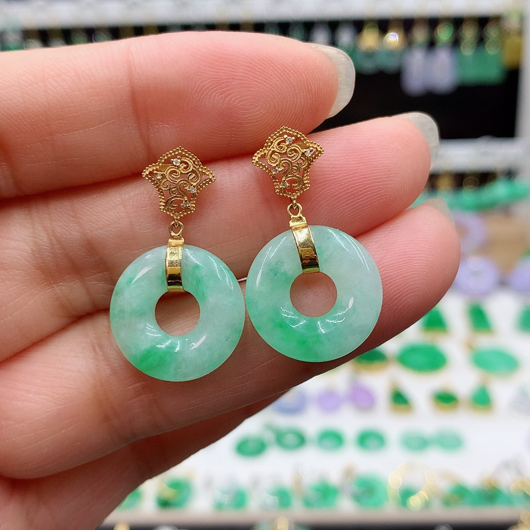 翡翠耳饰18K金镶嵌的