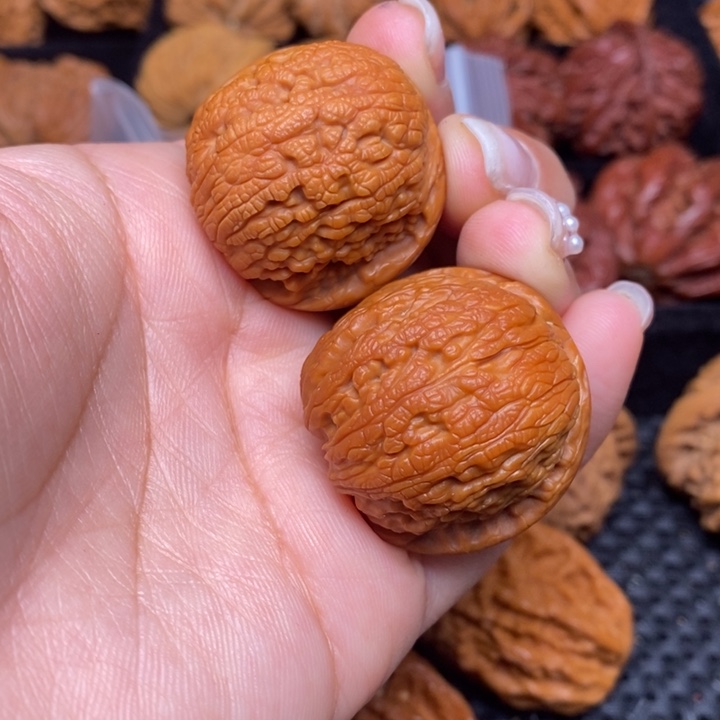 陈*秦岭野生文玩核桃18