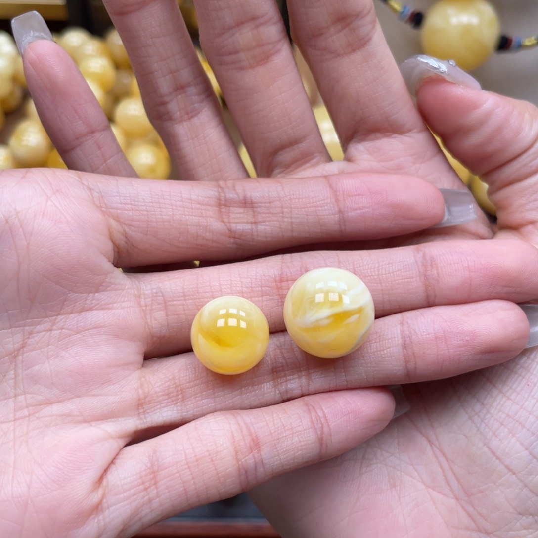 琥珀珠宝奇石未镶嵌珺*