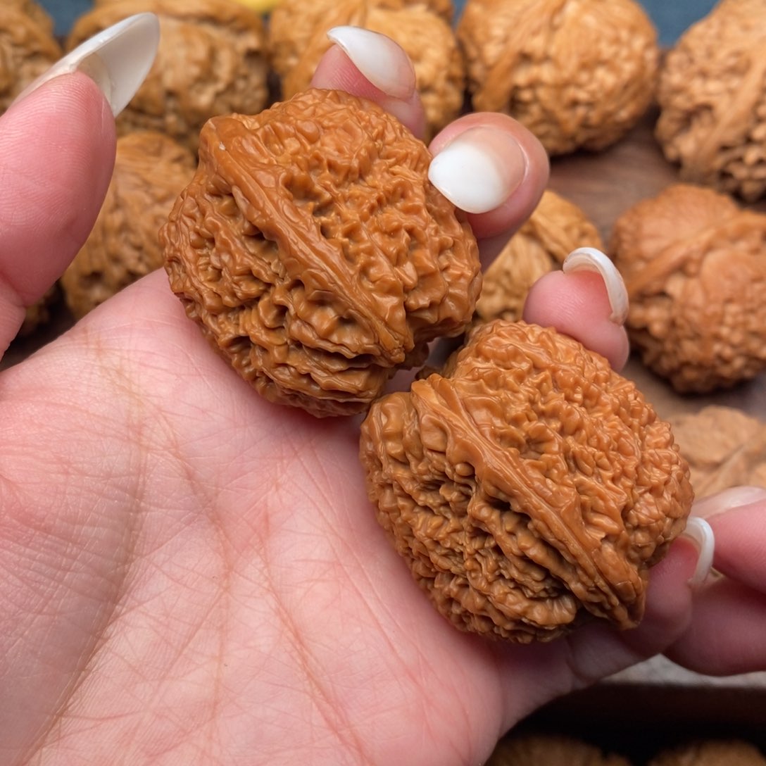 文玩核桃把件我**浓全品蒜头36肚