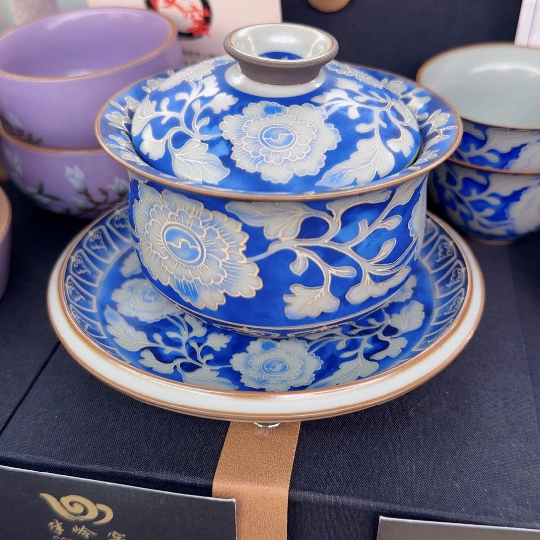 这些盖碗真好看！！！