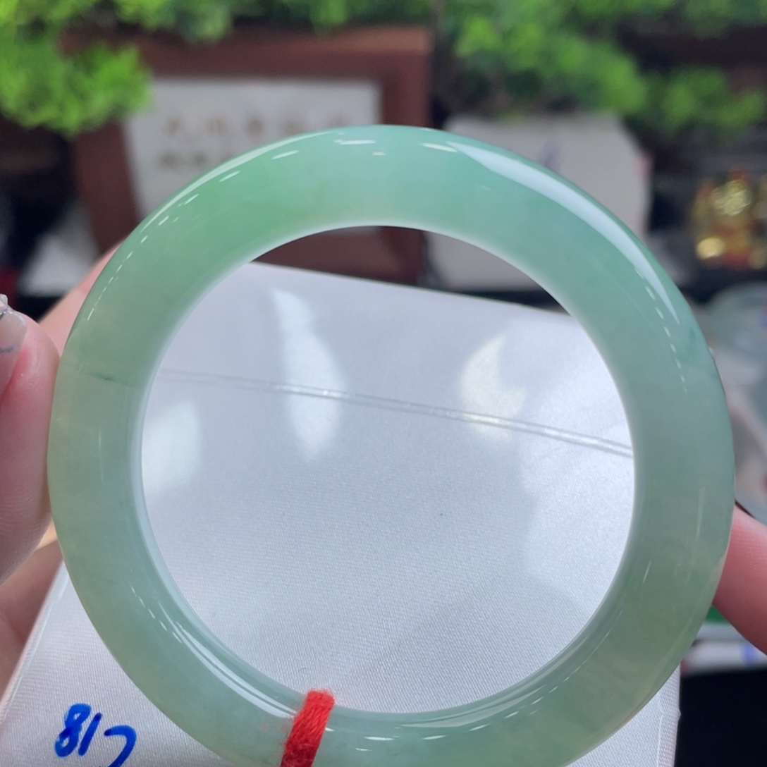 翡翠未镶嵌手镯51.8香草甜甜圈 