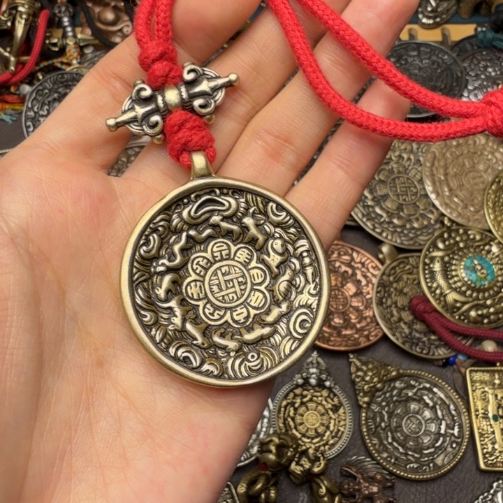 藏传文玩九宫如图