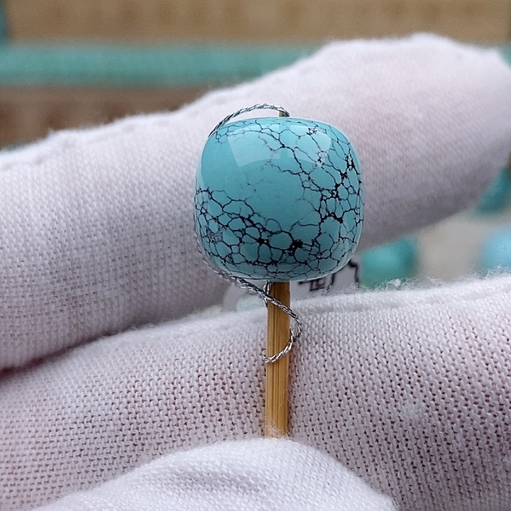 绿松石珠宝奇石足银镀金镶嵌