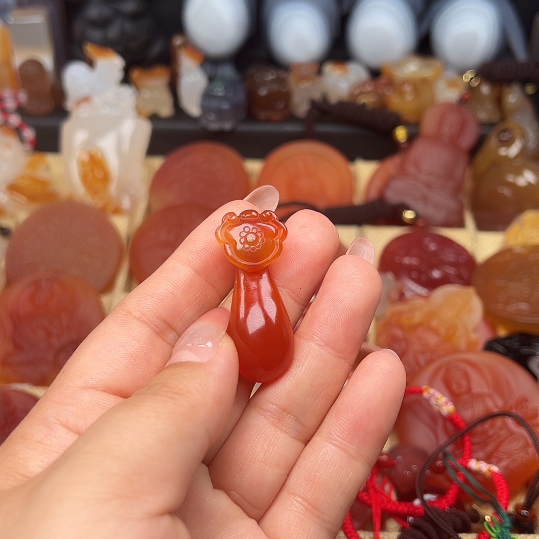 大***棒玛瑙/玉髓未镶嵌颈饰