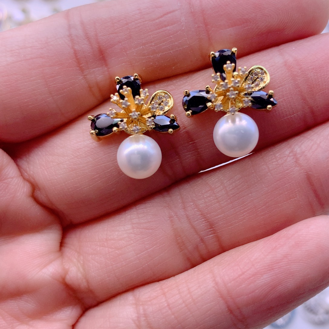 合金耳饰淡水珍珠