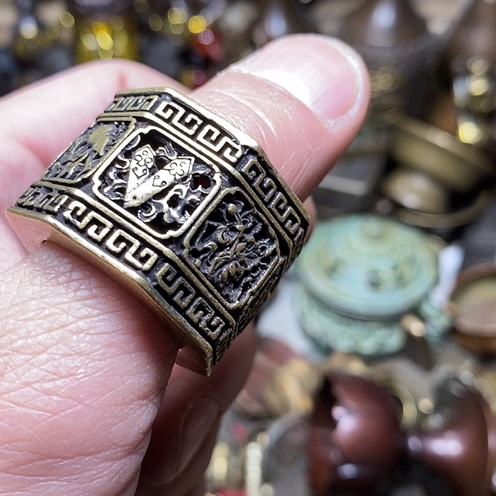 松***树小杨推荐铜物件一个