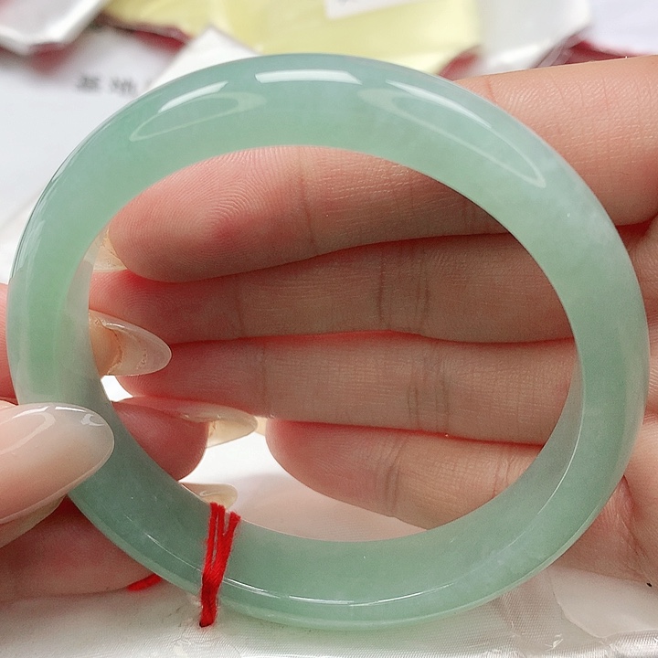 翡翠手镯未镶嵌缅甸天然A货翡翠