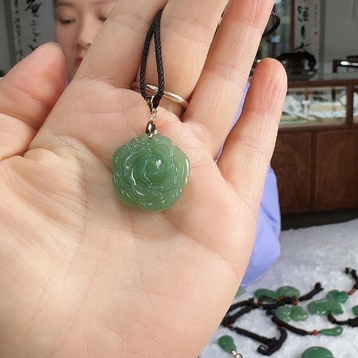 鸿***店密玉（石英质玉）未镶嵌吊坠