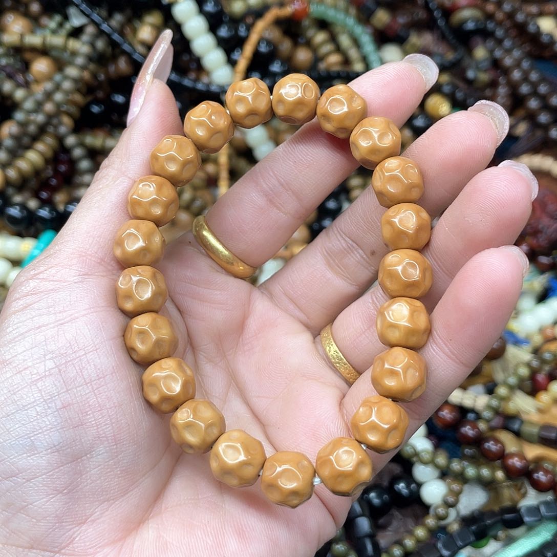 维腊木（绿檀）无事牌