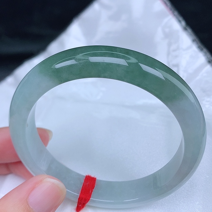 未镶嵌手镯翡翠天然