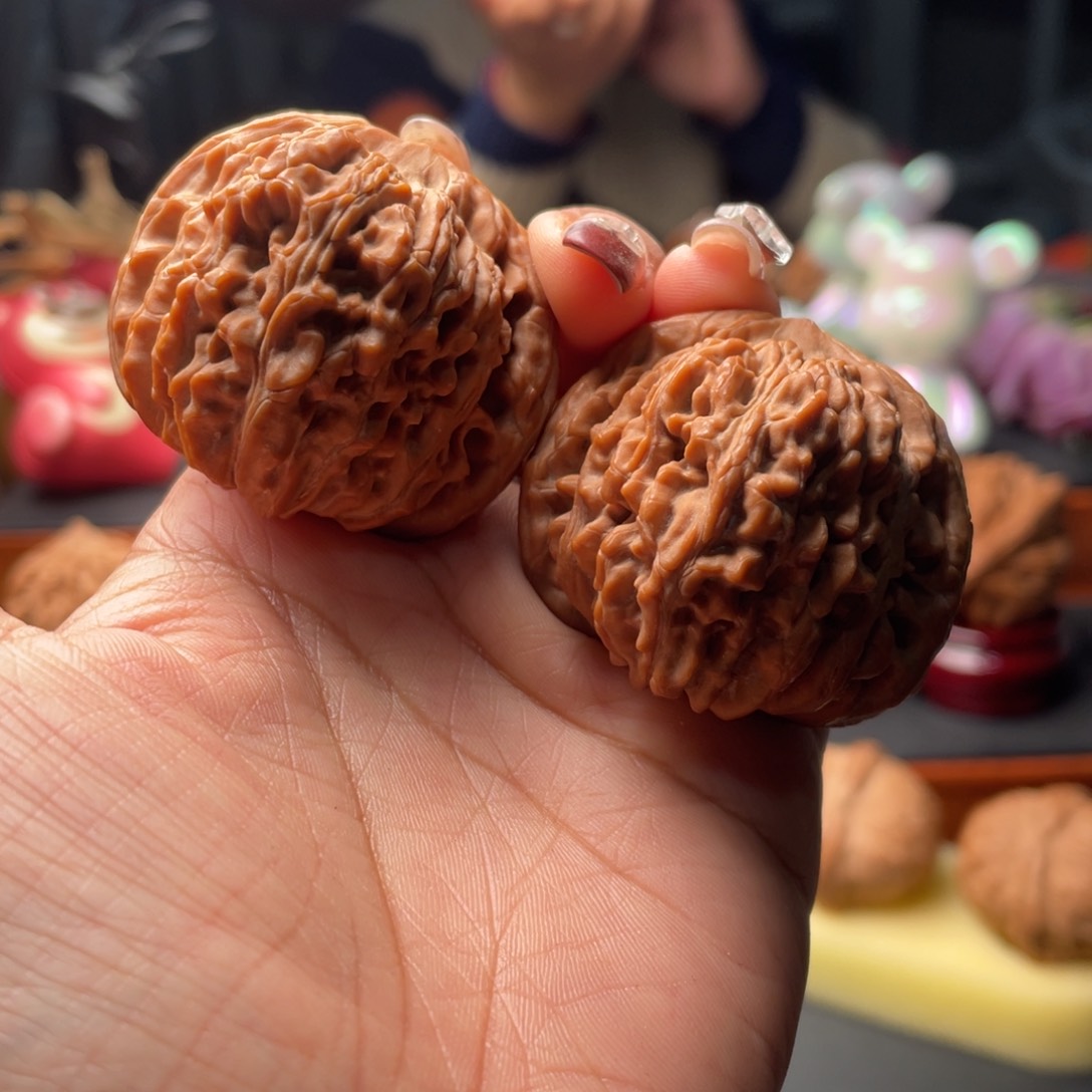 【闪购商品】文玩核桃把件一***?四座楼43