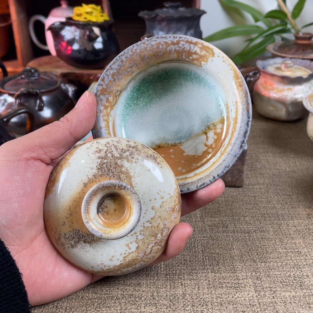 相*沙滩。 柴烧。   盖碗。   