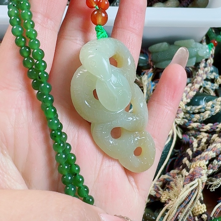 和田玉挂件未镶嵌