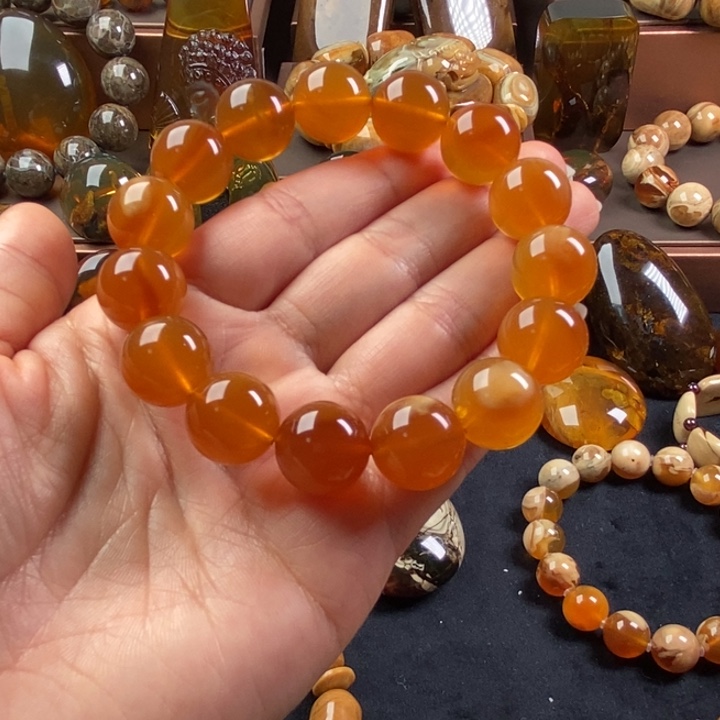 琥珀未镶嵌手链蜜蜡