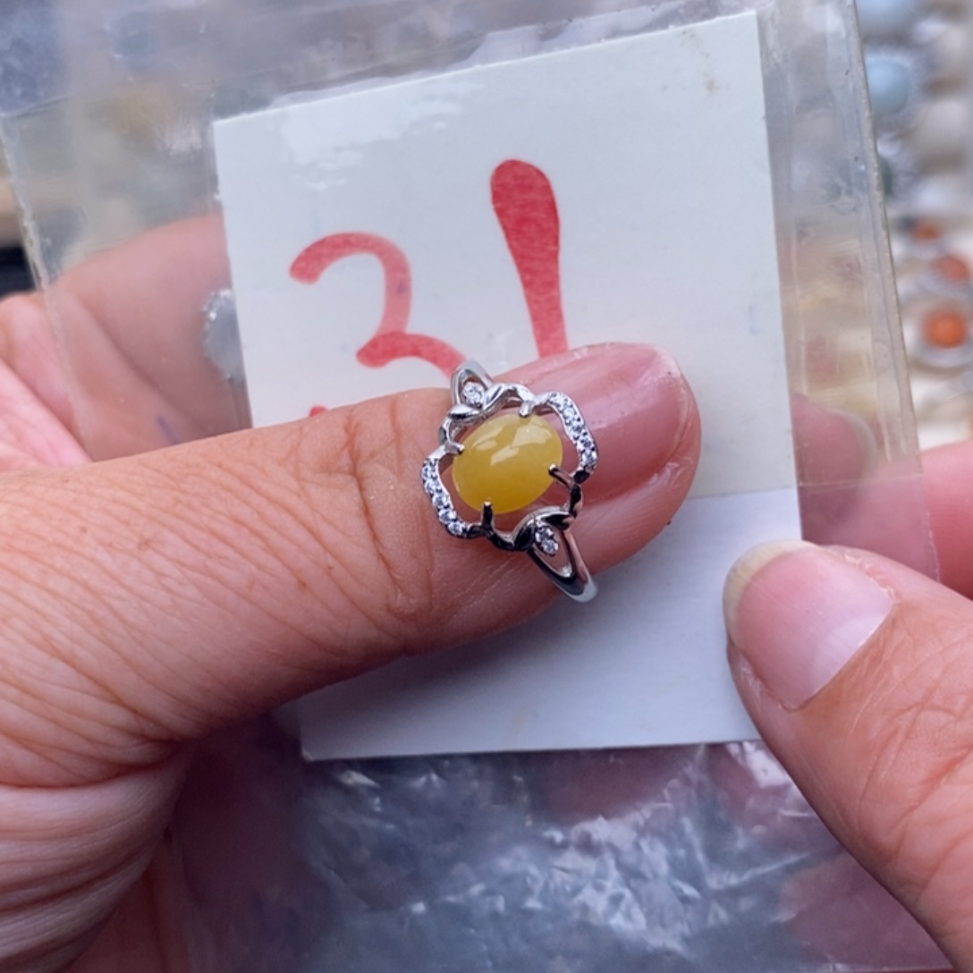 未镶嵌戒指翡翠缅甸
