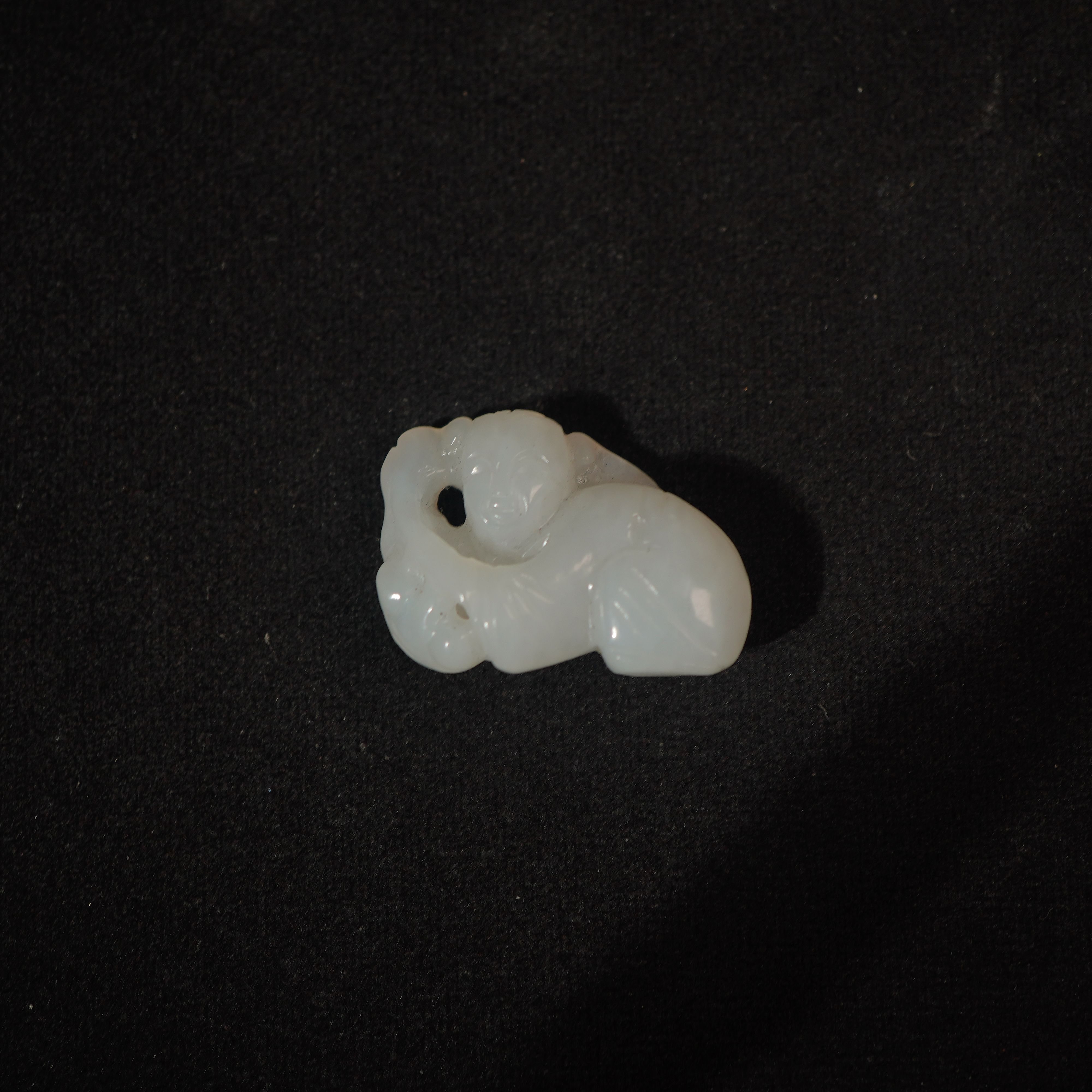 13JJ38  清  和田玉童子吊坠