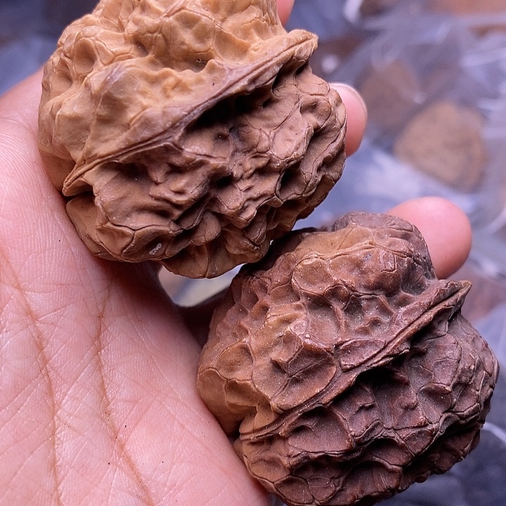 文玩核桃把件   160