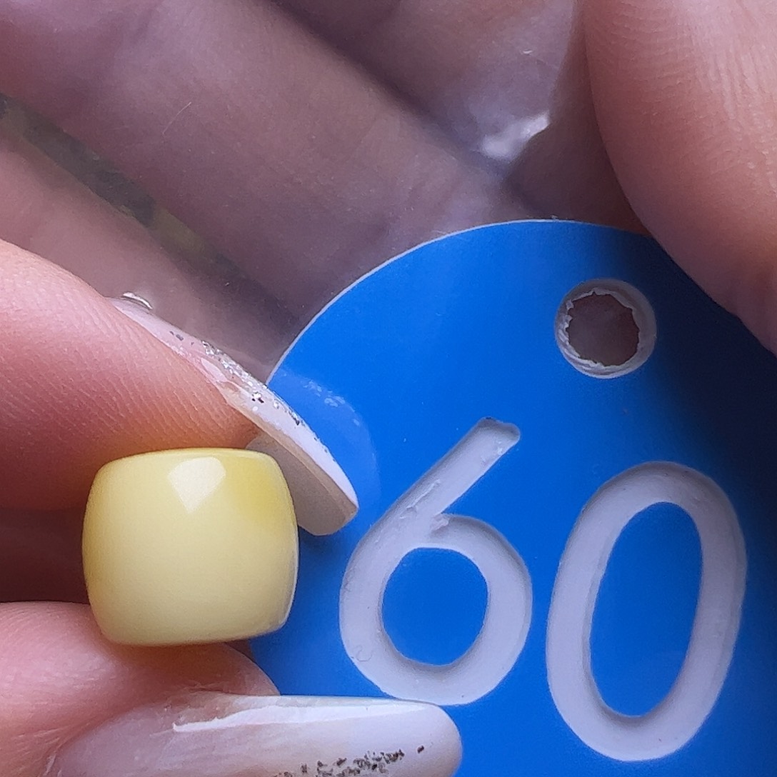 未镶嵌蜜蜡裸石10mm直切