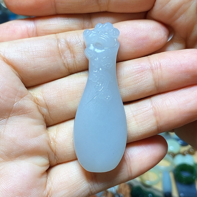 【闪购商品】颈饰未镶嵌和田玉