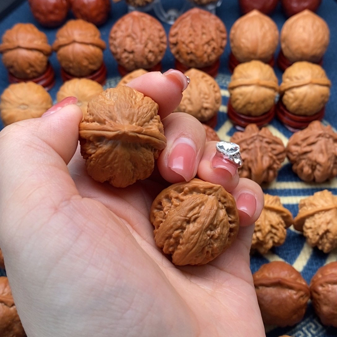 文玩核桃把件小*啊精品小手捻