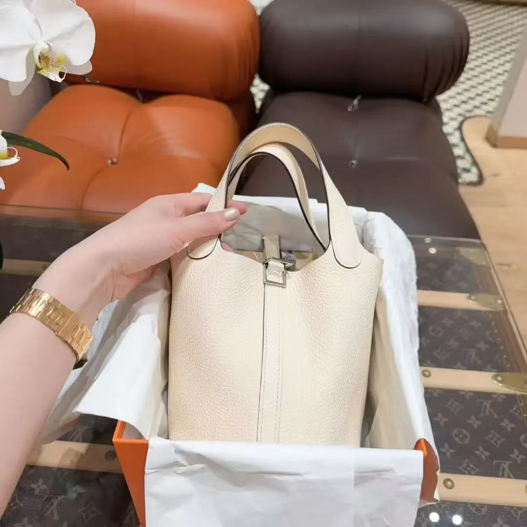 99新 Hermes/爱马仕 菜篮子18 奶油白 银扣Y刻