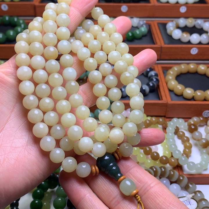 和田玉手串未镶嵌