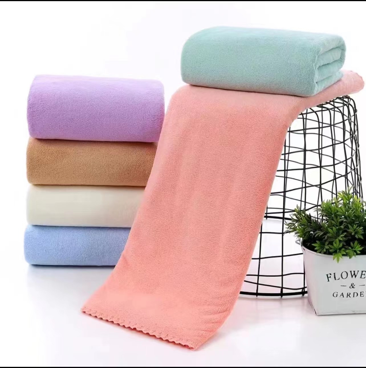 一条珊瑚绒毛巾赠高端洗发水家用柔软颜色随机