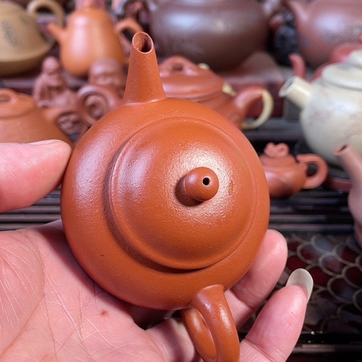 一百一十五毫升朱泥水平