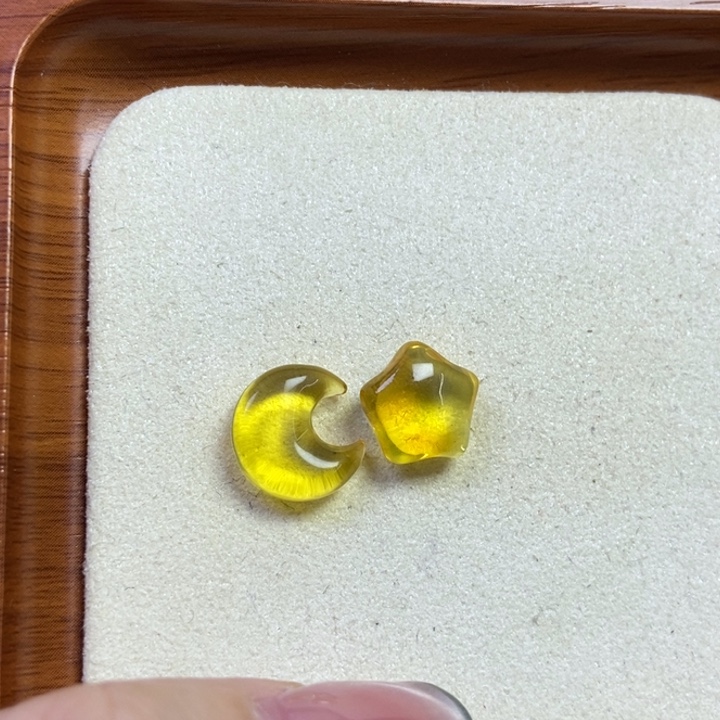琥珀未镶嵌珠宝奇石星月