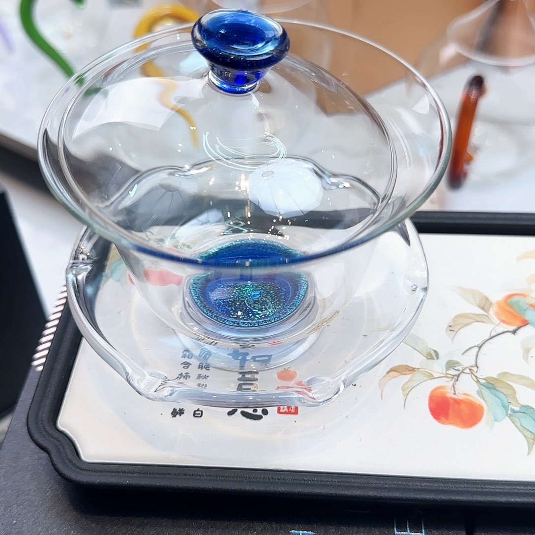 禾器宝蓝金沁莲盖碗
