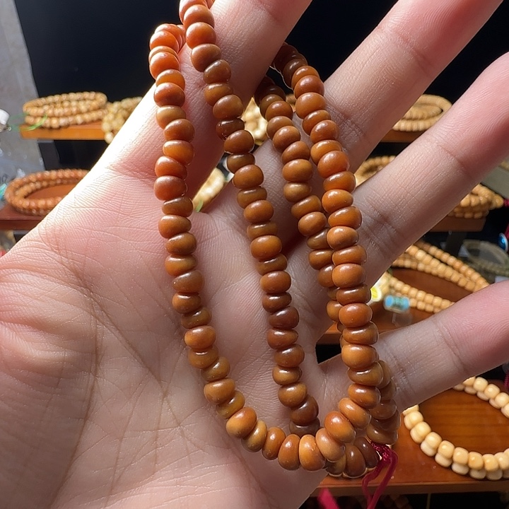 龙脊菩提吊坠蒜瓣大肠