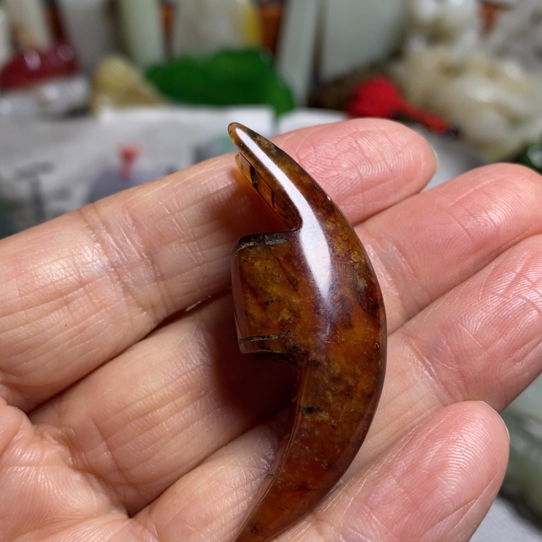 和田玉（糖玉）未镶嵌颈饰