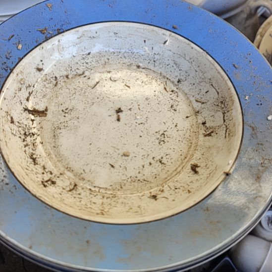 瓷发两个草帽汤盆口径23