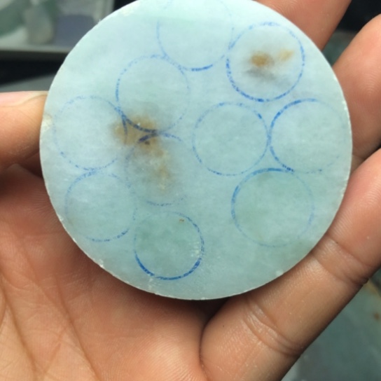 翡翠未镶嵌颈饰裸石