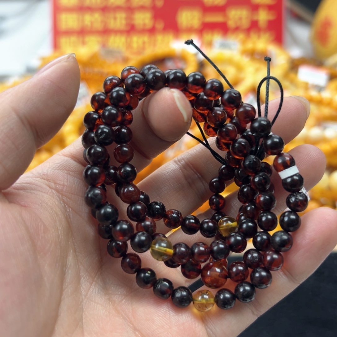 琥珀珠宝奇石未镶嵌